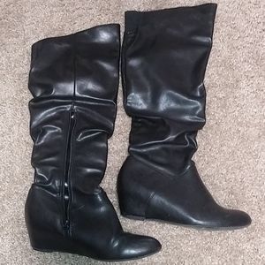 Black Boots Size 6